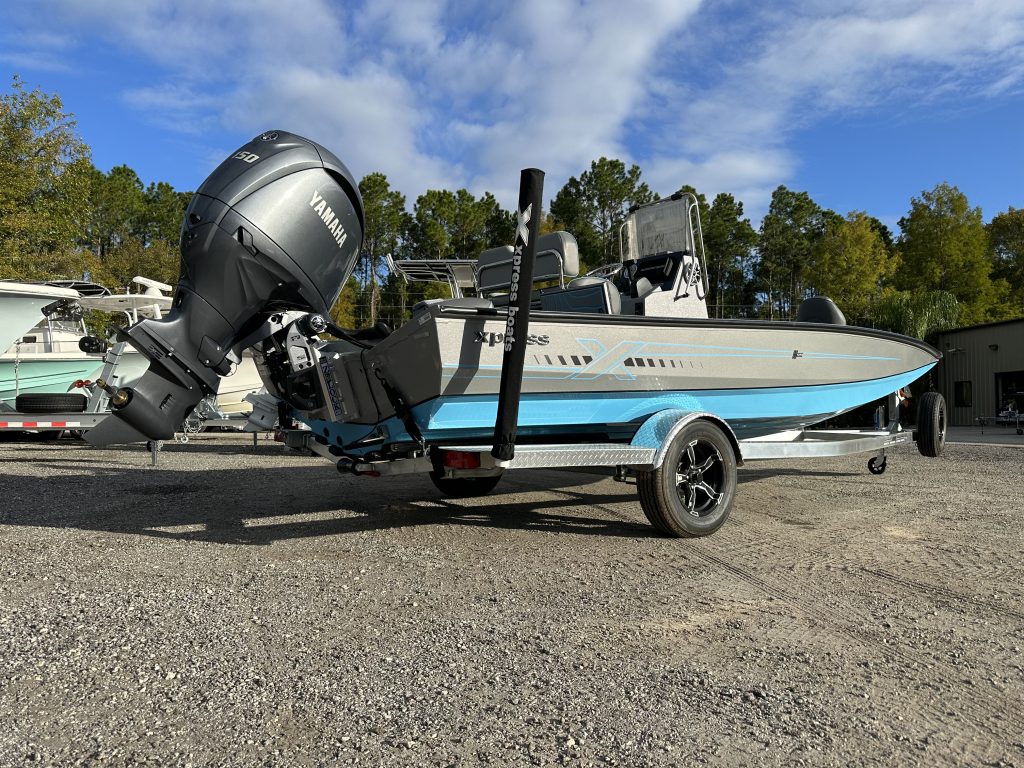 New 2024 Xpress H22 Aluminum Center Console Bay Fishing Boat W/ Yamaha